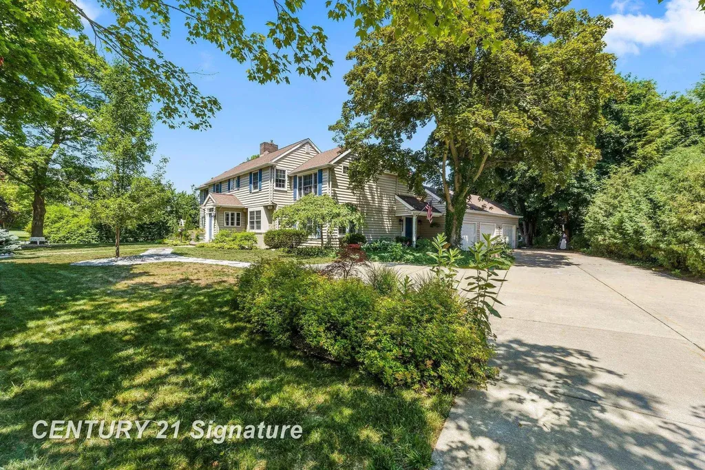 1316 Helen Road Midland City MI 48640