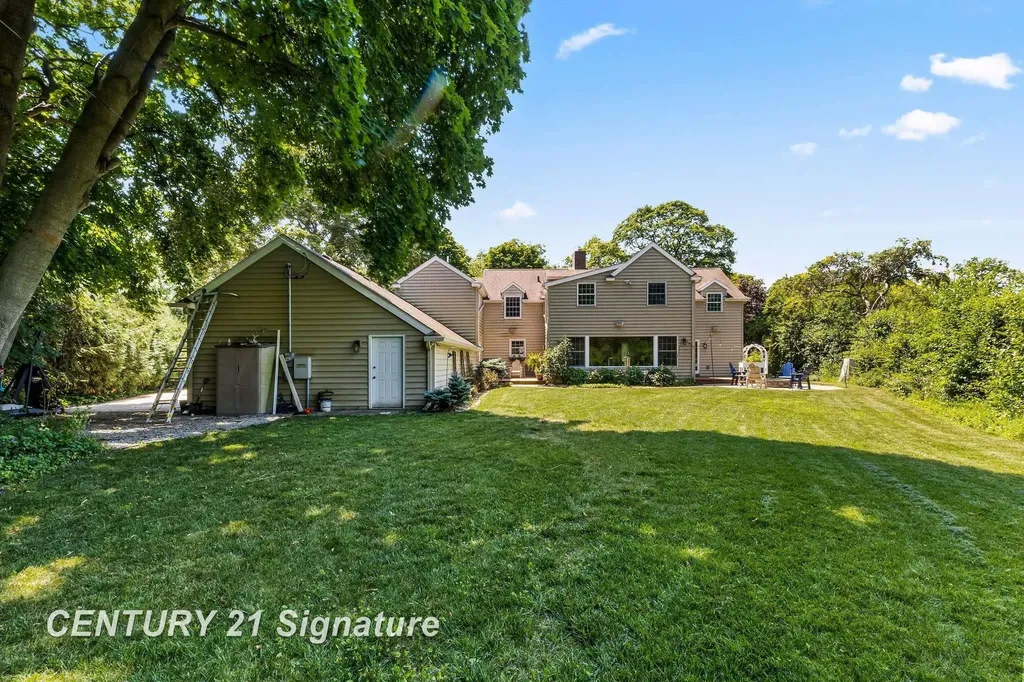 1316 Helen Road Midland City MI 48640