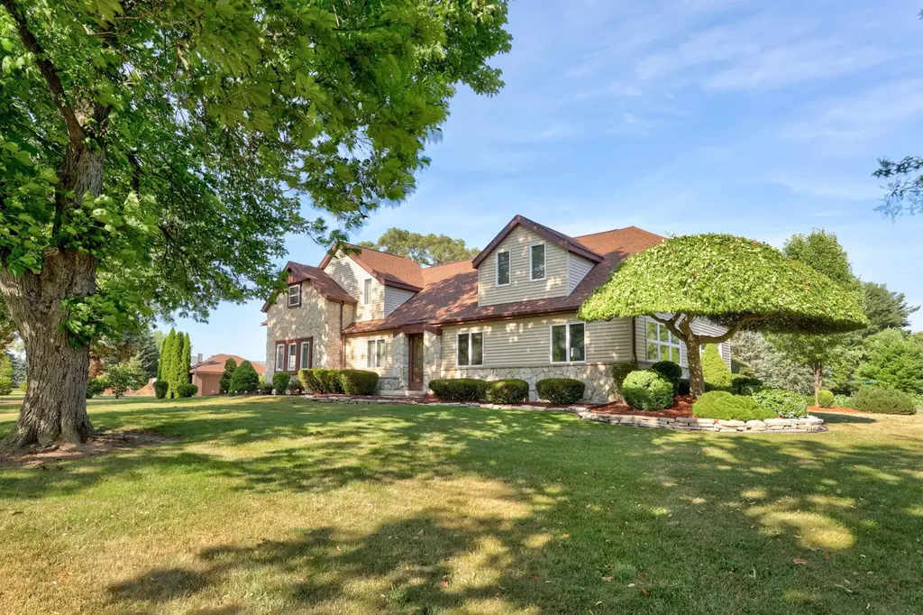 1090 N Block Road Blumfield Township MI 48757