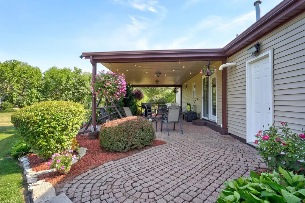 1090 N Block Road Blumfield Township MI 48757
