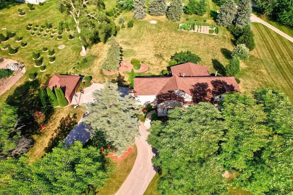 1090 N Block Road Blumfield Township MI 48757