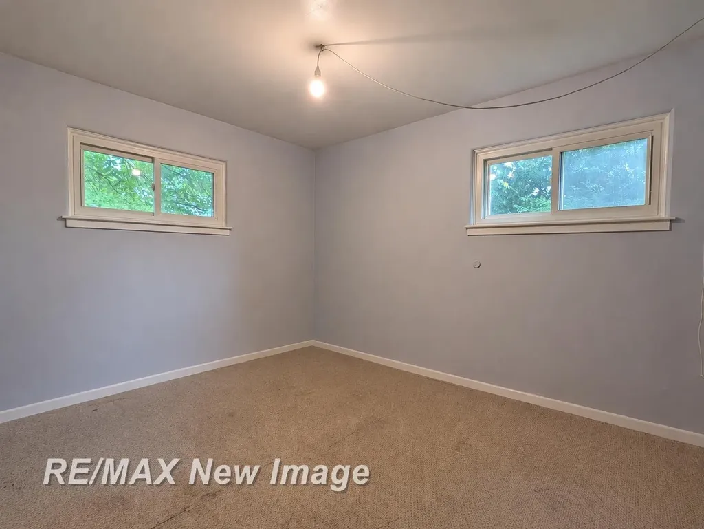 5121 Queen Drive Bridgeport Charter Township MI 48722
