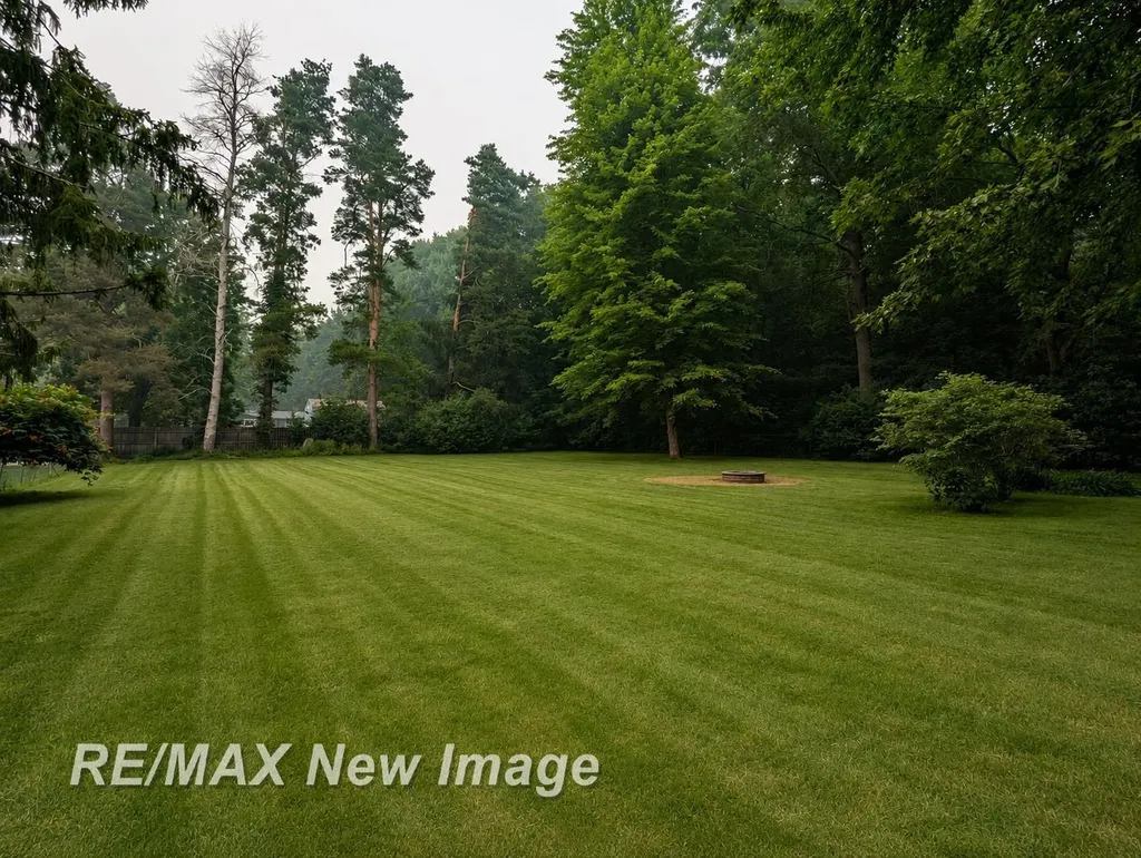 5121 Queen Drive Bridgeport Charter Township MI 48722