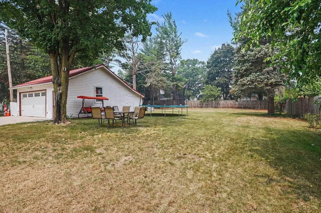 116 W Wheaton Avenue Clare City MI 48618