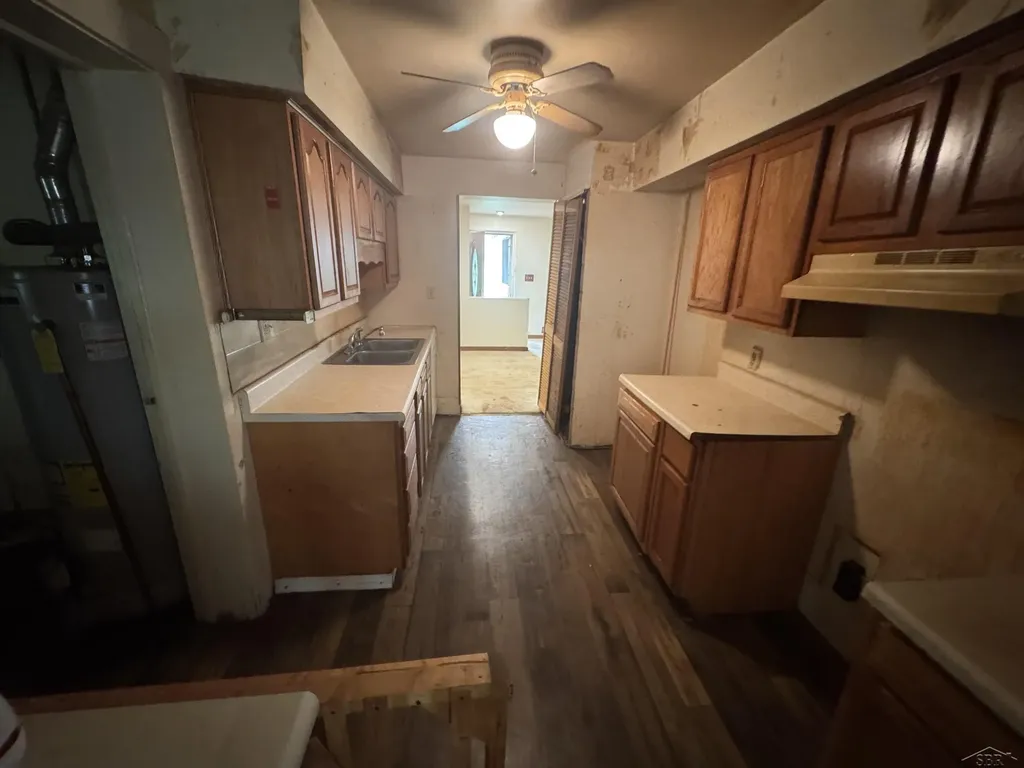 512 S 28th Street Buena Vista Charter Township MI 48601