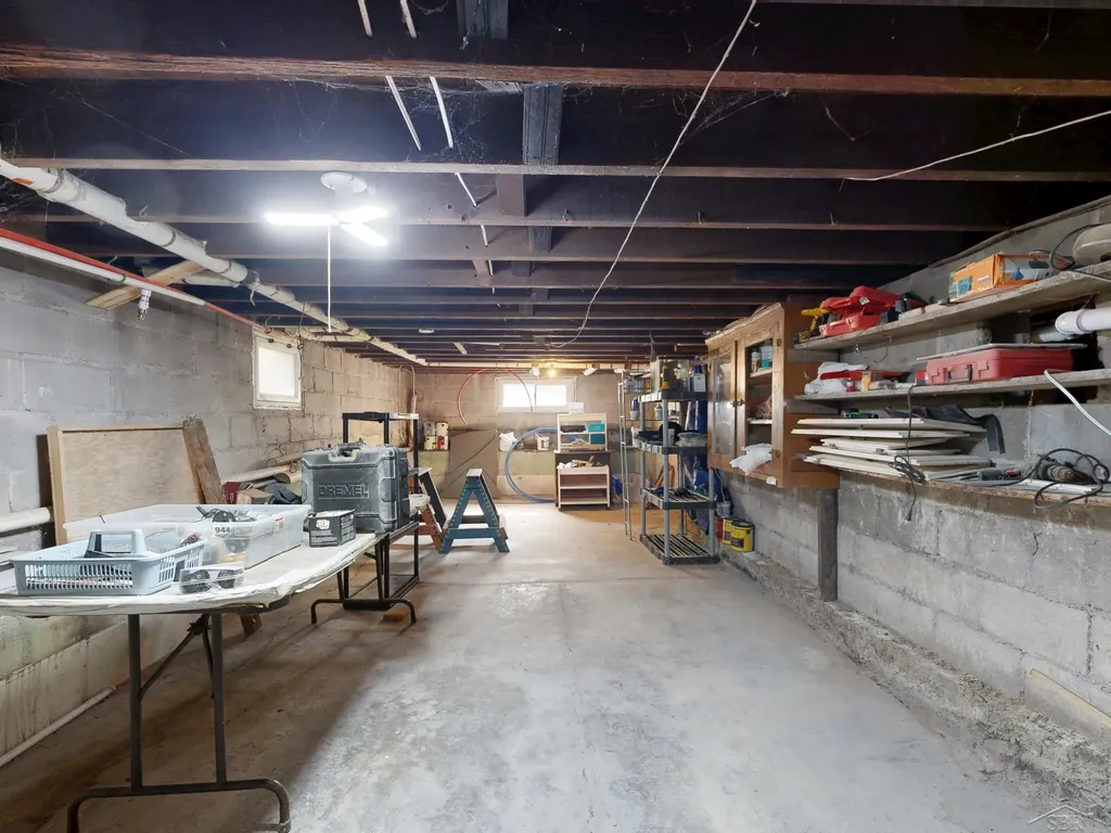 615 Pine Street Essexville City MI 48732