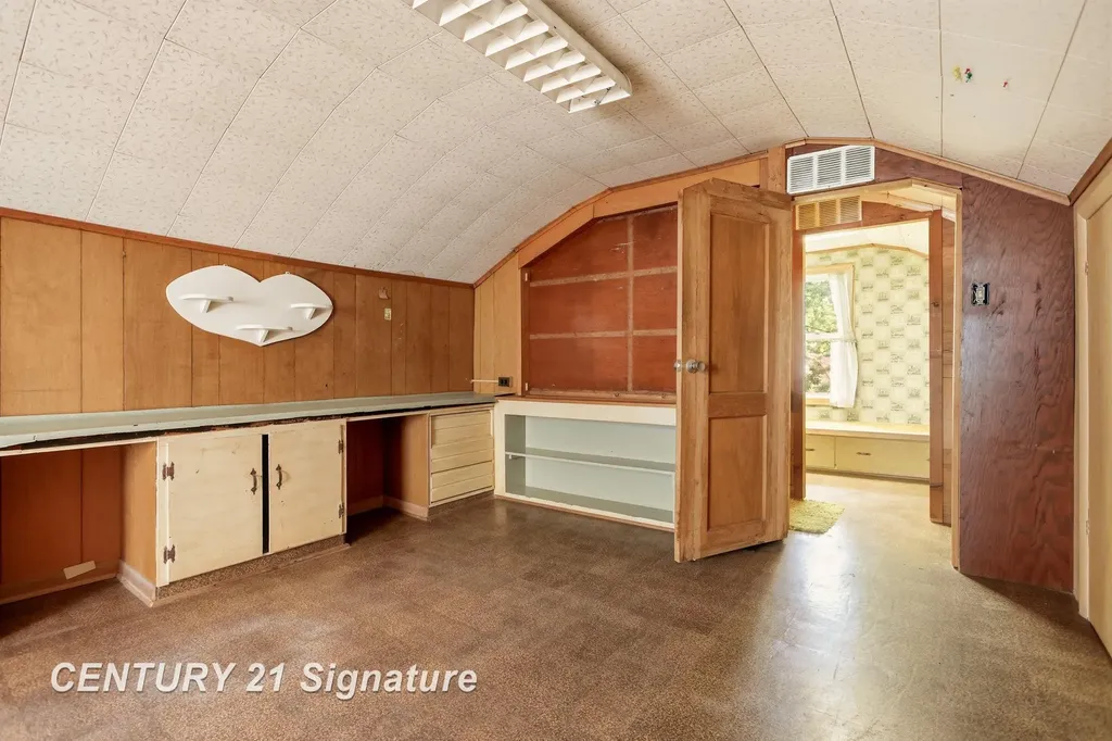 408 W Capitol Street Zilwaukee City MI 48604