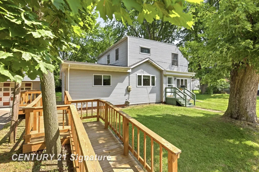 408 W Capitol Street Zilwaukee City MI 48604