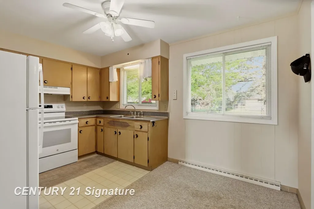 2955 Whitfield Drive Saginaw Charter Township MI 48603