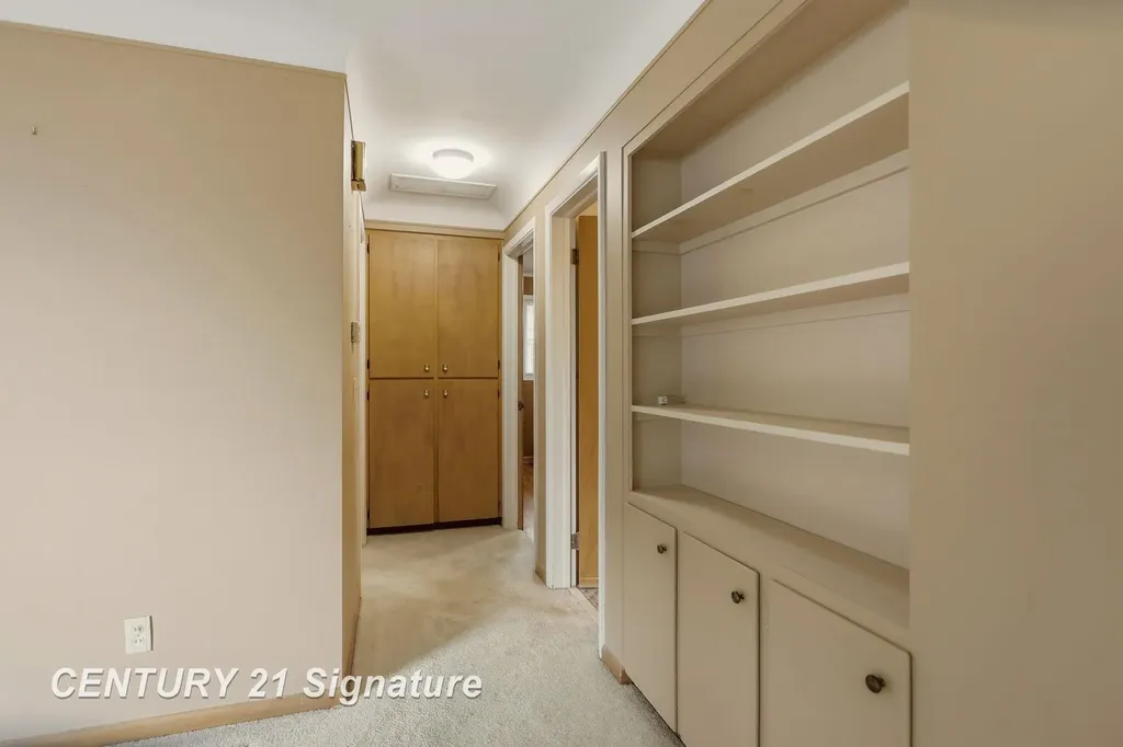 2955 Whitfield Drive Saginaw Charter Township MI 48603