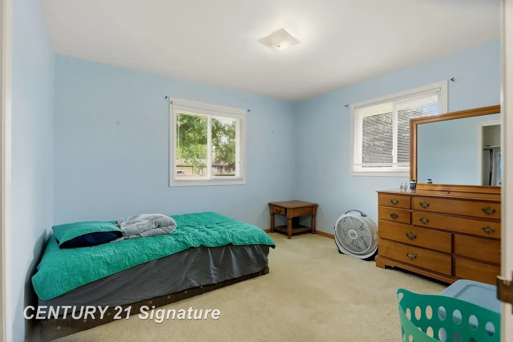 2955 Whitfield Drive Saginaw Charter Township MI 48603