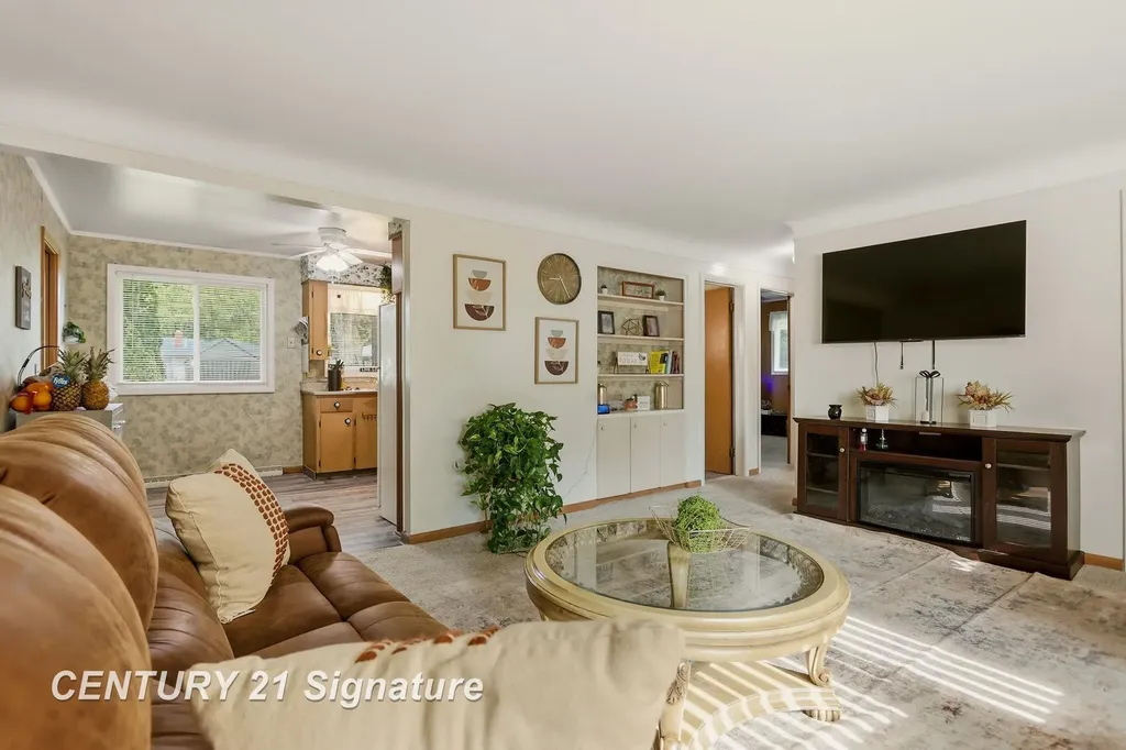 2955 Whitfield Drive Saginaw Charter Township MI 48603