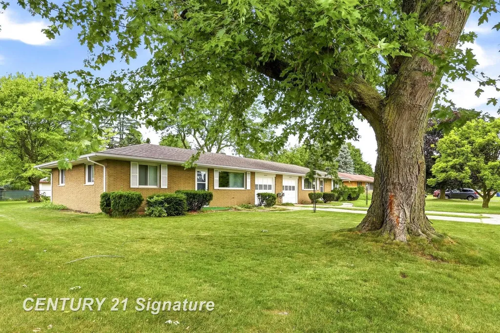 2955 Whitfield Drive Saginaw Charter Township MI 48603