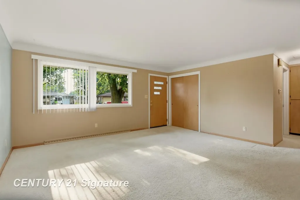 2955 Whitfield Drive Saginaw Charter Township MI 48603