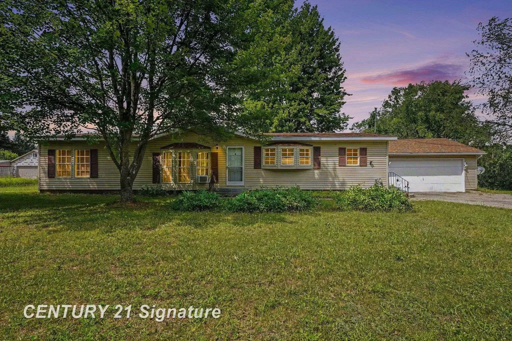 6880 W Emery Road Roscommon Township MI 48629