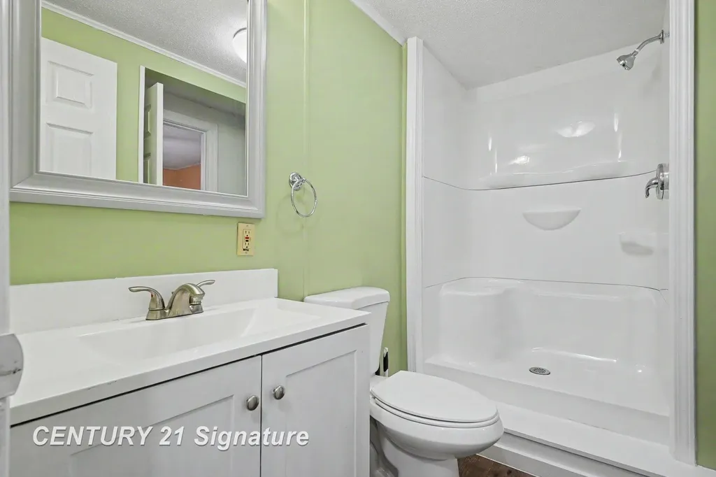 6880 W Emery Road Roscommon Township MI 48629