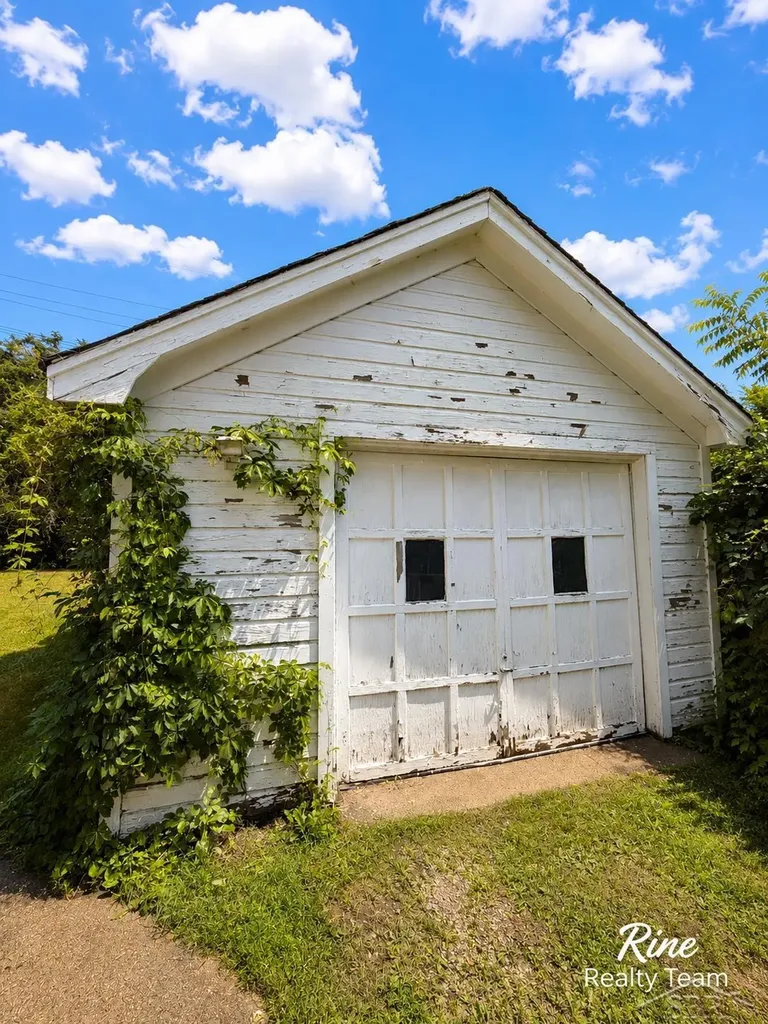 73 Maple Valley Street Sandusky City MI 48471