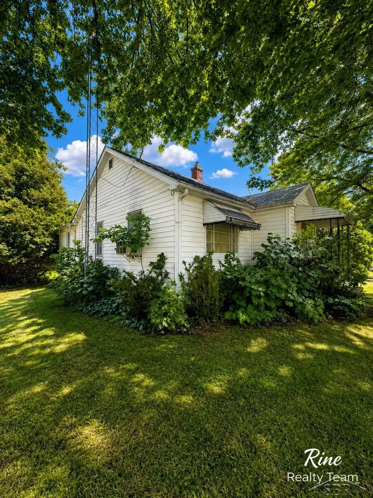 73 Maple Valley Street Sandusky City MI 48471