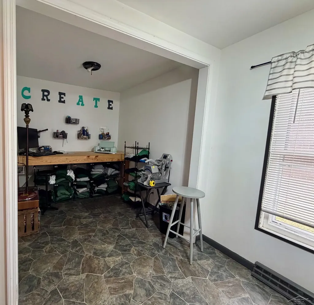 135 E Washington Street Tittabawassee Township MI 48623