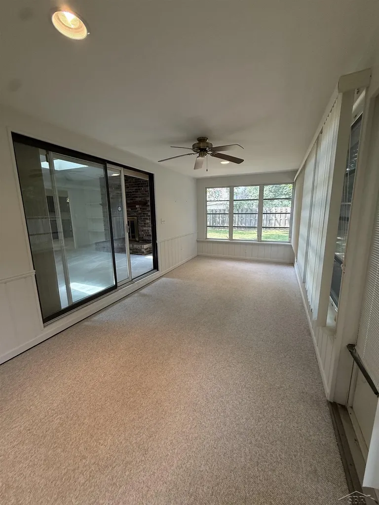 900 Canterbury Drive Saginaw Charter Township MI 48638