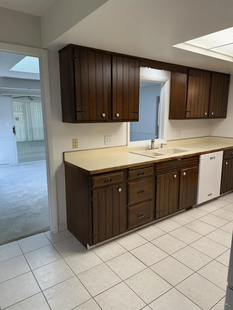 900 Canterbury Drive Saginaw Charter Township MI 48638