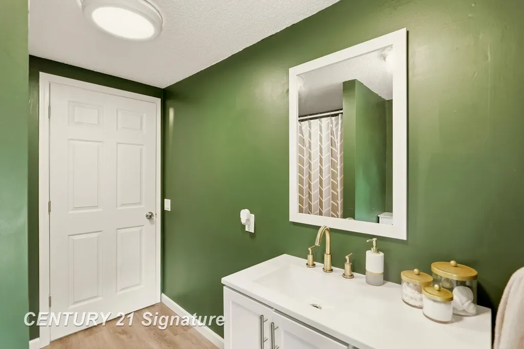 6883 Wegner Road Thomas Township MI 48609