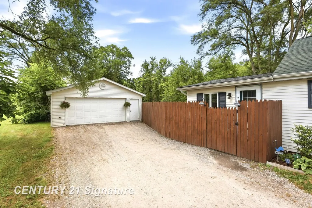 6883 Wegner Road Thomas Township MI 48609