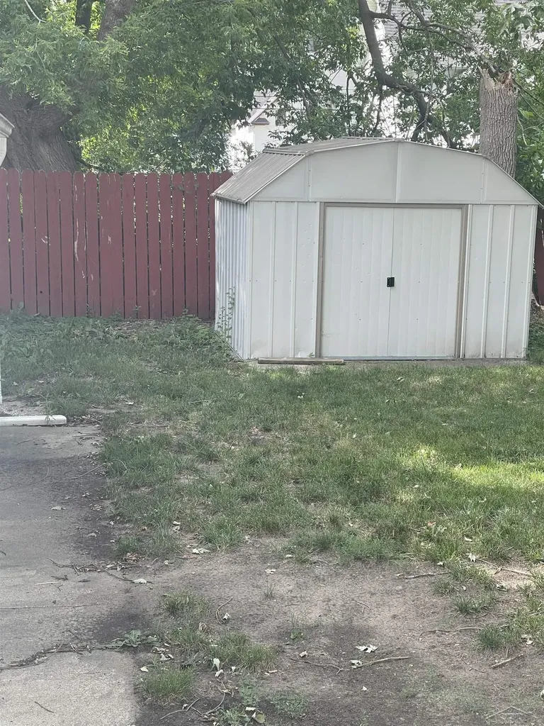 317 N Bates Street Saginaw City MI 48602