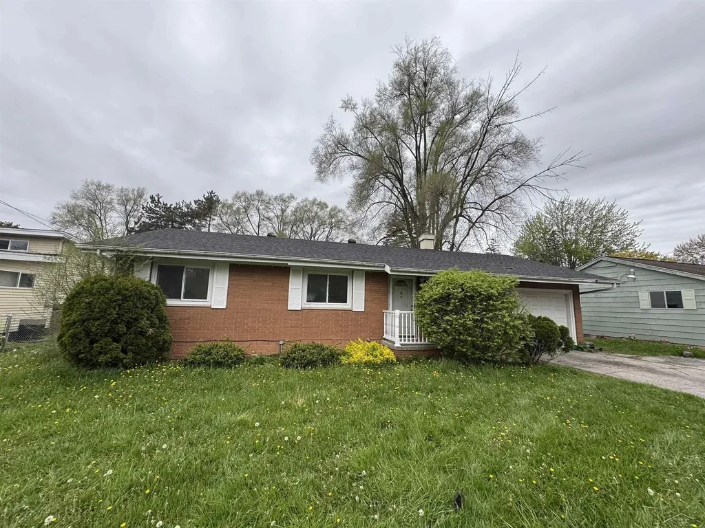 2950 Arlington Drive Buena Vista Charter Township MI 48601
