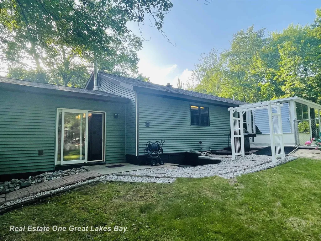 1885 S Erskine Road Richland Township MI 48626