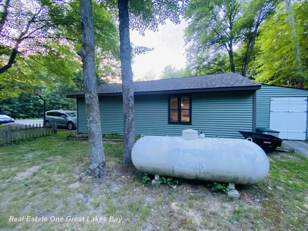 1885 S Erskine Road Richland Township MI 48626