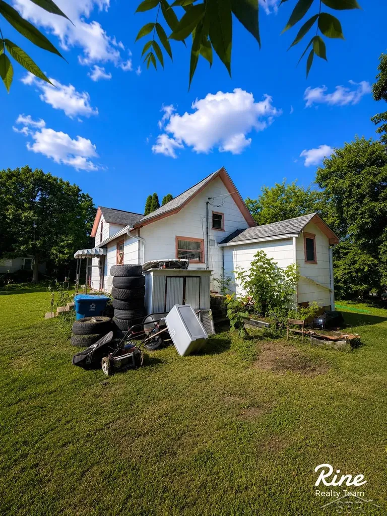 42 W Main Street Mayville Village MI 48744
