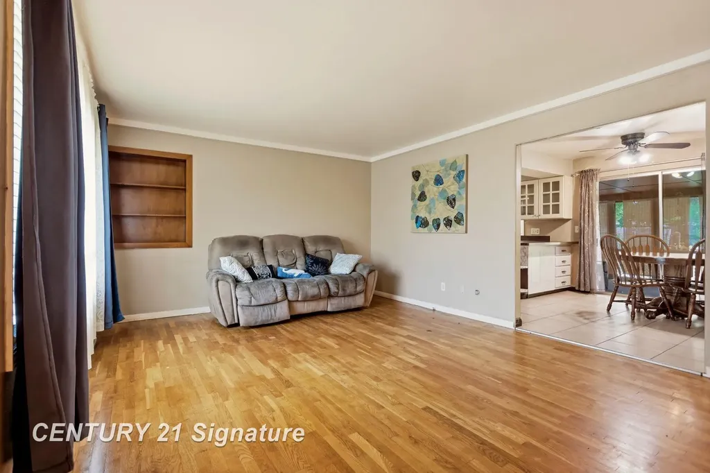 2684 Kuhlman Drive Saginaw Charter Township MI 48603