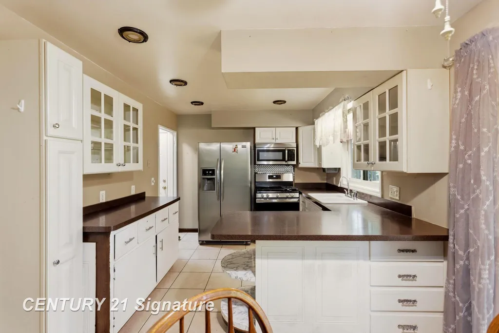 2684 Kuhlman Drive Saginaw Charter Township MI 48603