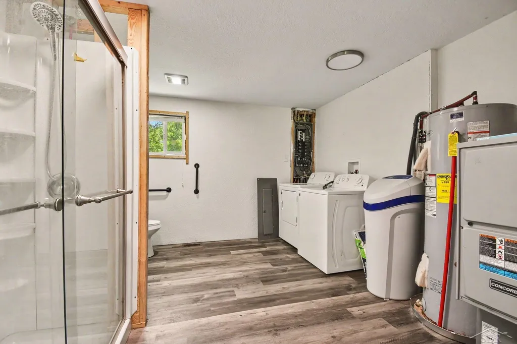 4300 Pinconning Road Bentley Township MI 48652