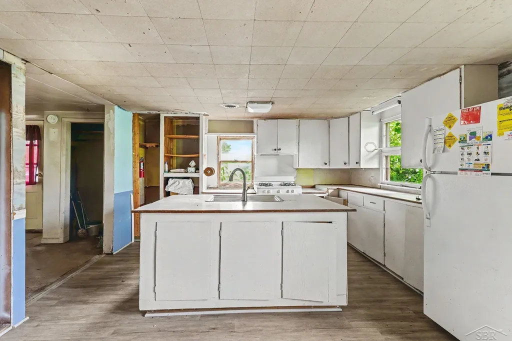15 Welch Drive Midland City MI 48640