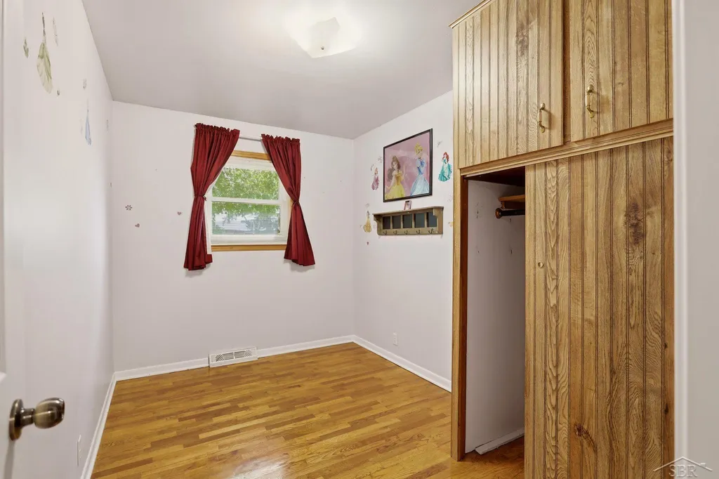 1446 S Airport Road Buena Vista Charter Township MI 48601