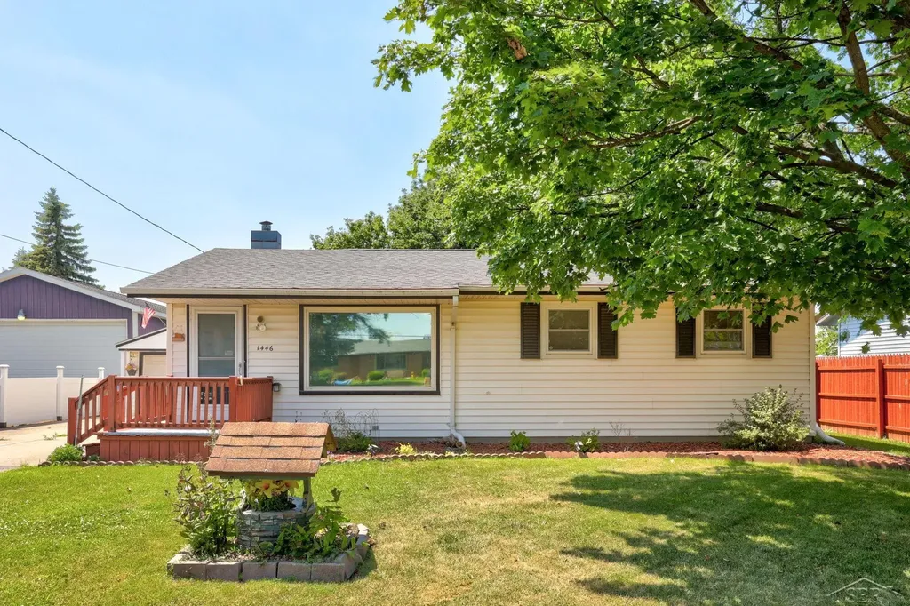 1446 S Airport Road Buena Vista Charter Township MI 48601