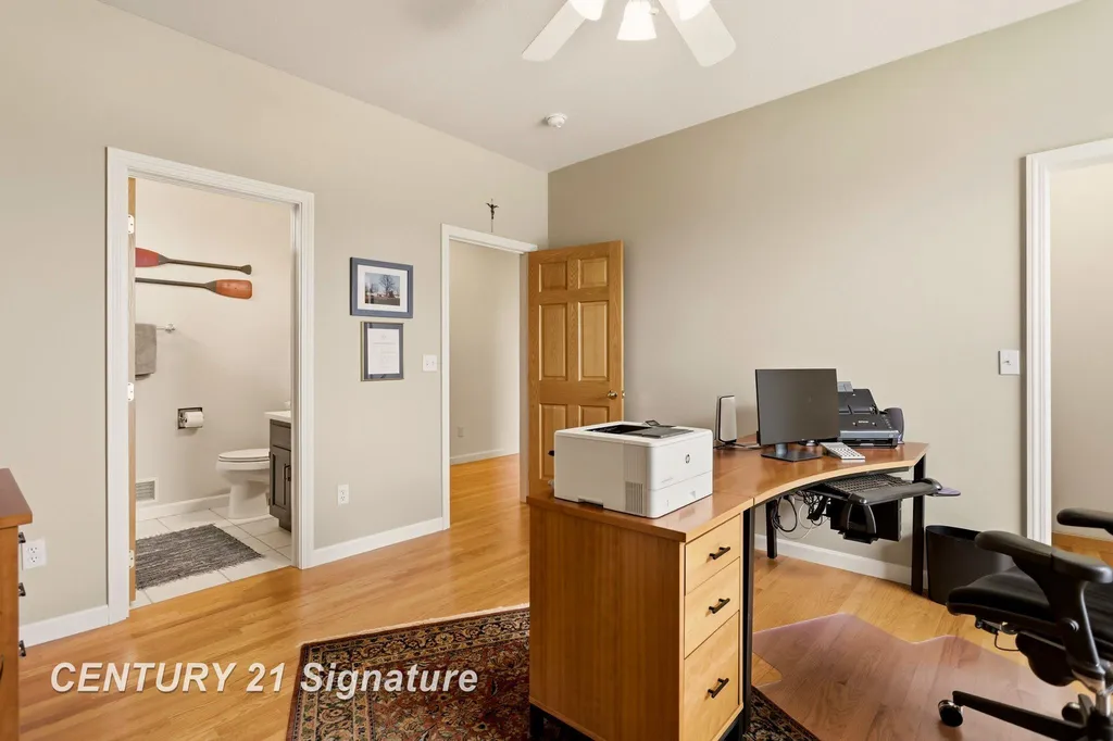 77 Sawmill Creek Trail Saginaw Charter Township MI 48603