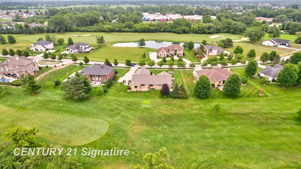 77 Sawmill Creek Trail Saginaw Charter Township MI 48603