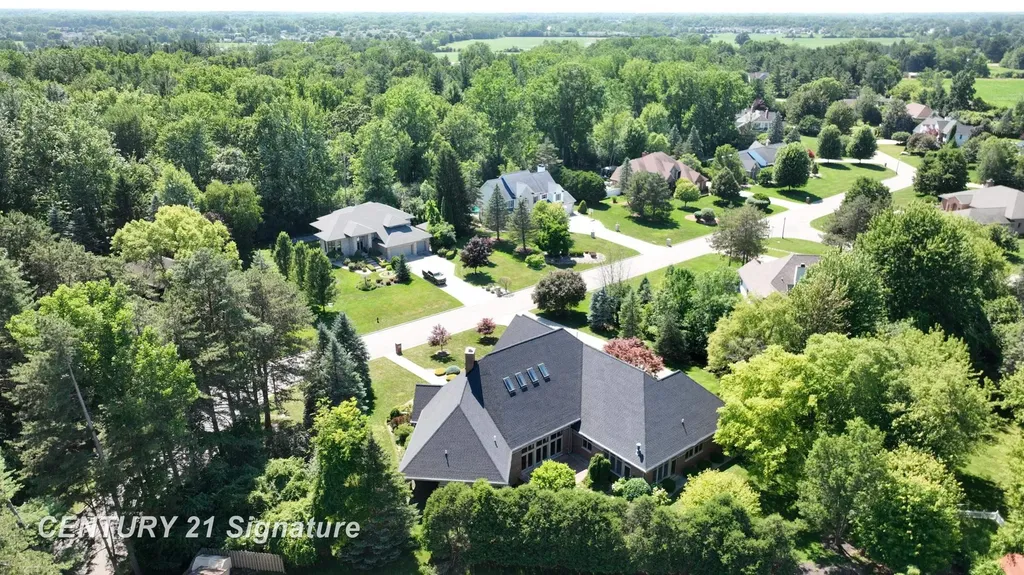 5590 Pine Gate Drive Saginaw Charter Township MI 48603