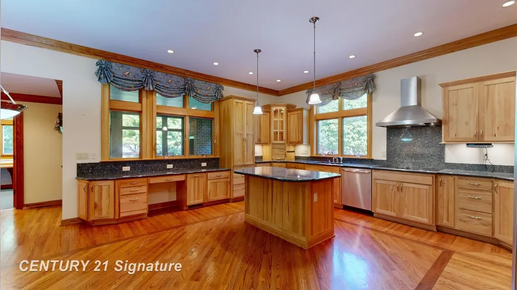 5590 Pine Gate Drive Saginaw Charter Township MI 48603