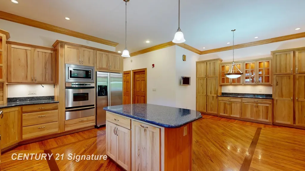 5590 Pine Gate Drive Saginaw Charter Township MI 48603