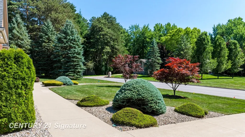 5590 Pine Gate Drive Saginaw Charter Township MI 48603
