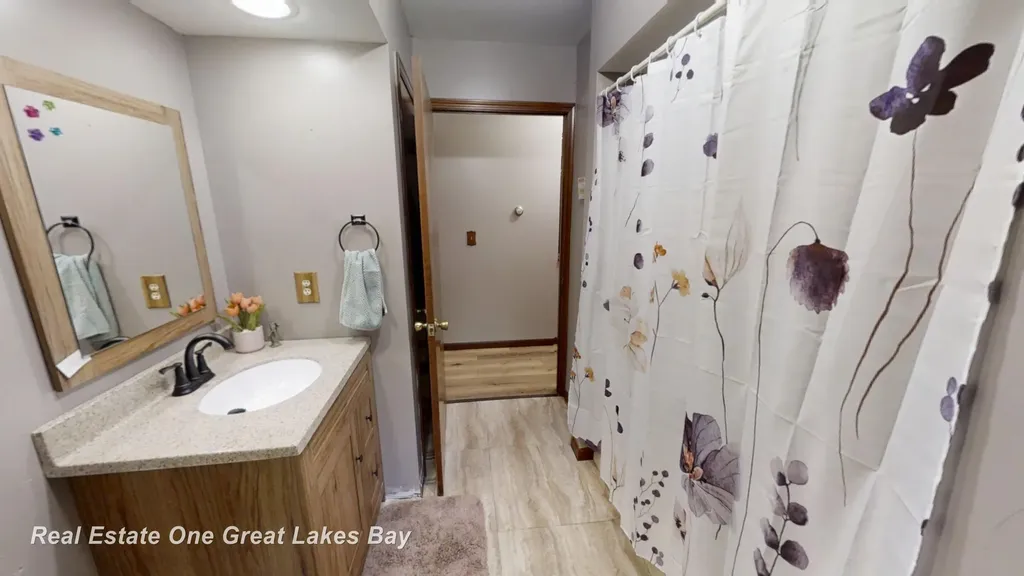 3842 Clutier Road Bridgeport Charter Township MI 48601