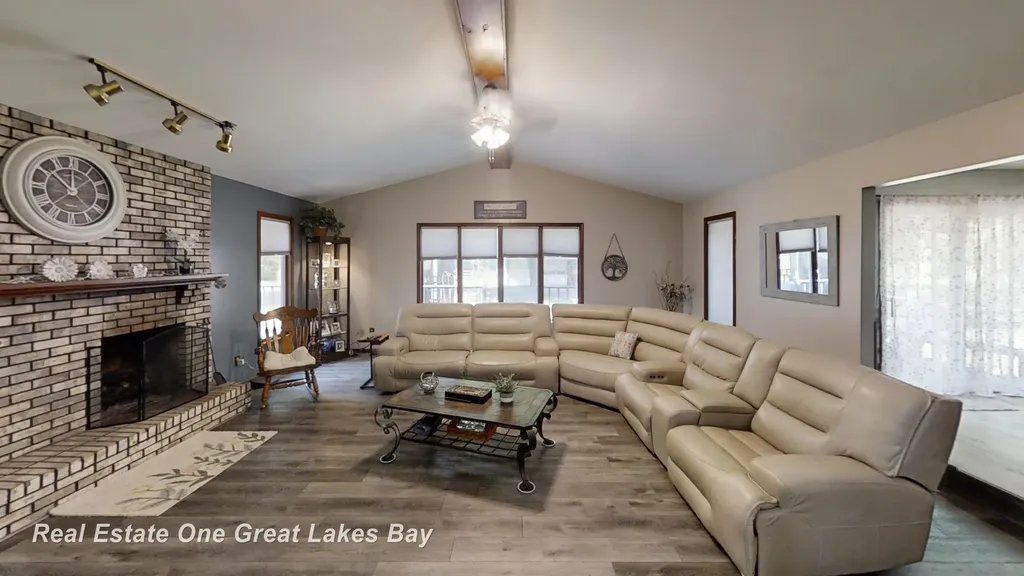 3842 Clutier Road Bridgeport Charter Township MI 48601