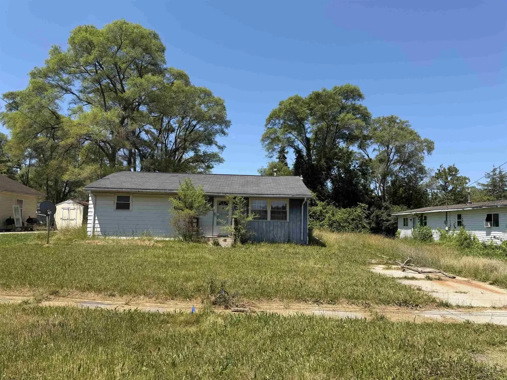 1766 Prospect Street Buena Vista Charter Township MI 48601