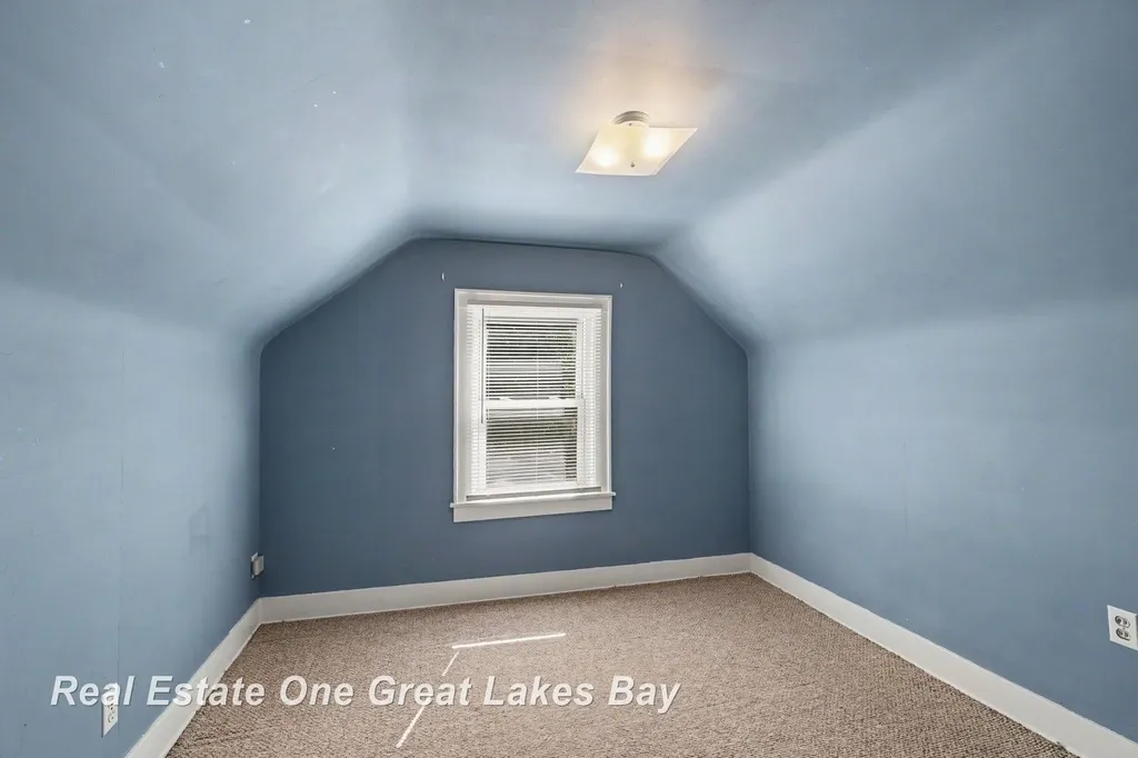 1008 S Sherman Street Bay City City MI 48708