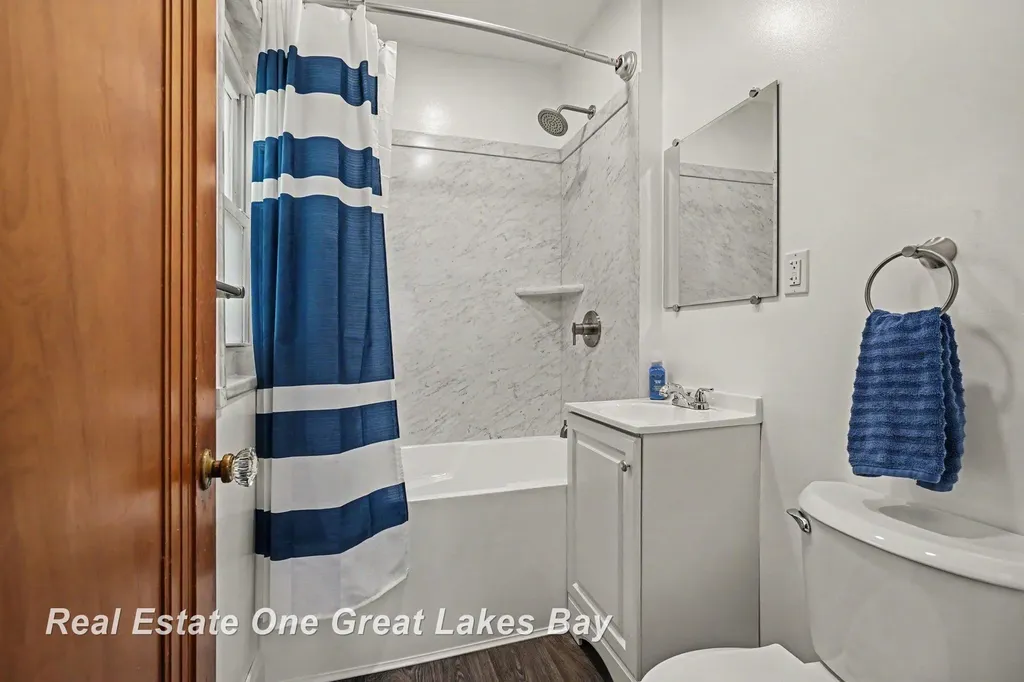 1008 S Sherman Street Bay City City MI 48708