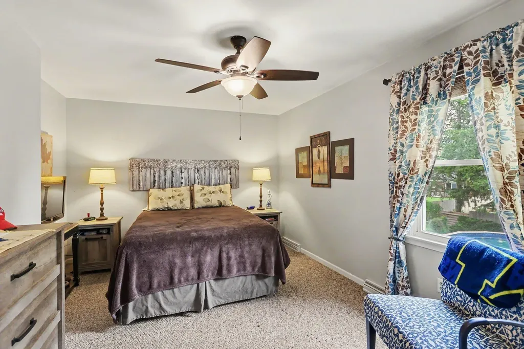 1452 Allendale Drive Saginaw Charter Township MI 48638